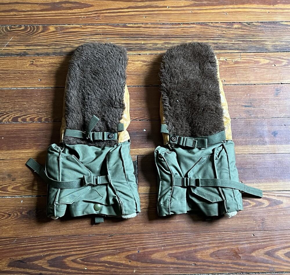 Vintage US Military Cold Weather Trigger Finger Mittens Canvas/Leather Mismatch